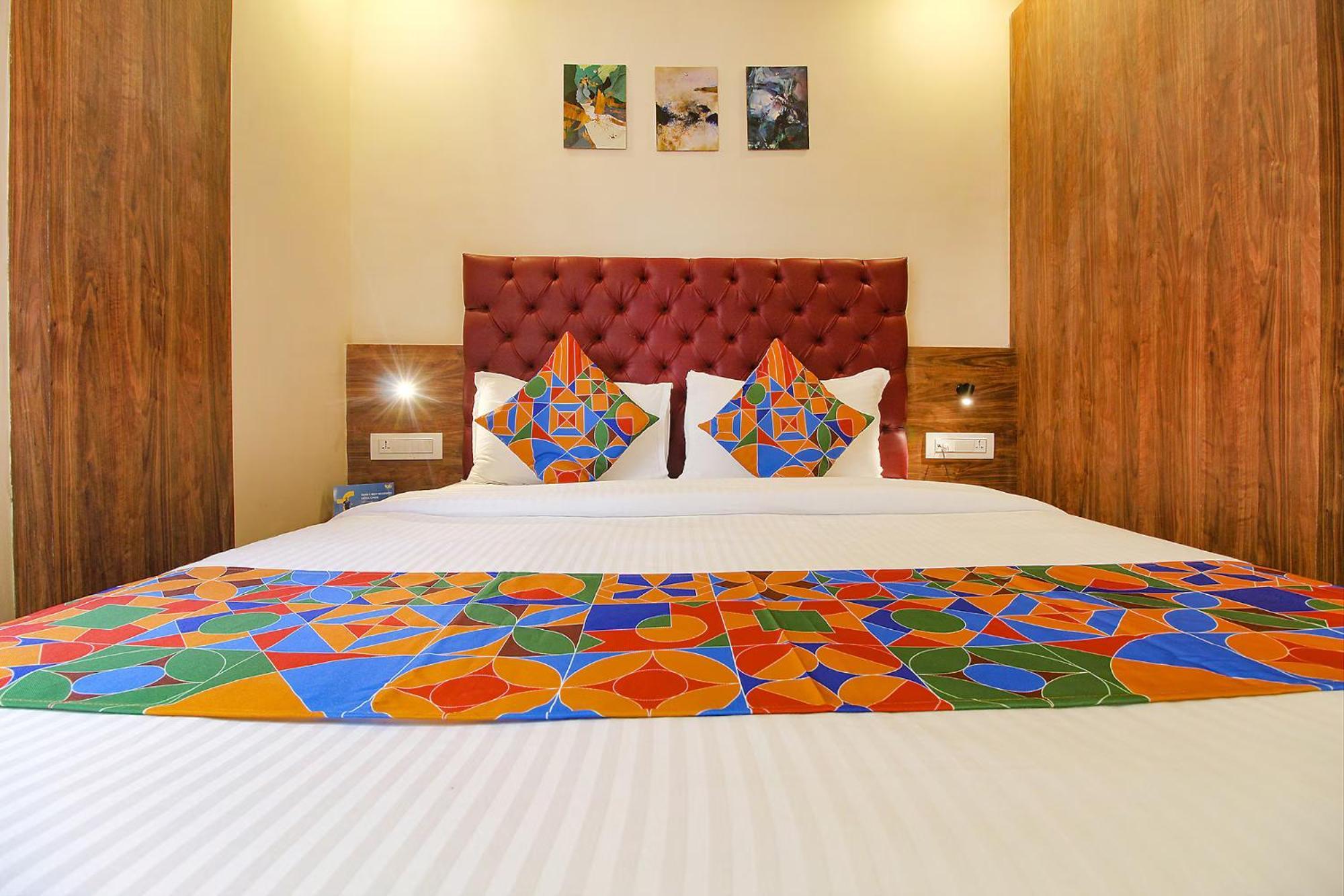 Fabhotel Peninsula - Nr Csmt Station Мумбаї Екстер'єр фото